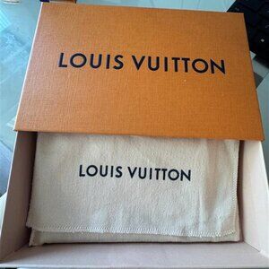 Louis Vuitton Passport Holder Box